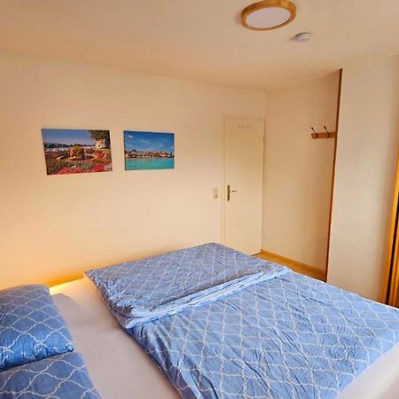 Ferienwohnung Rheinblick In Buesingen -Keine Monteure- Busingen エクステリア 写真